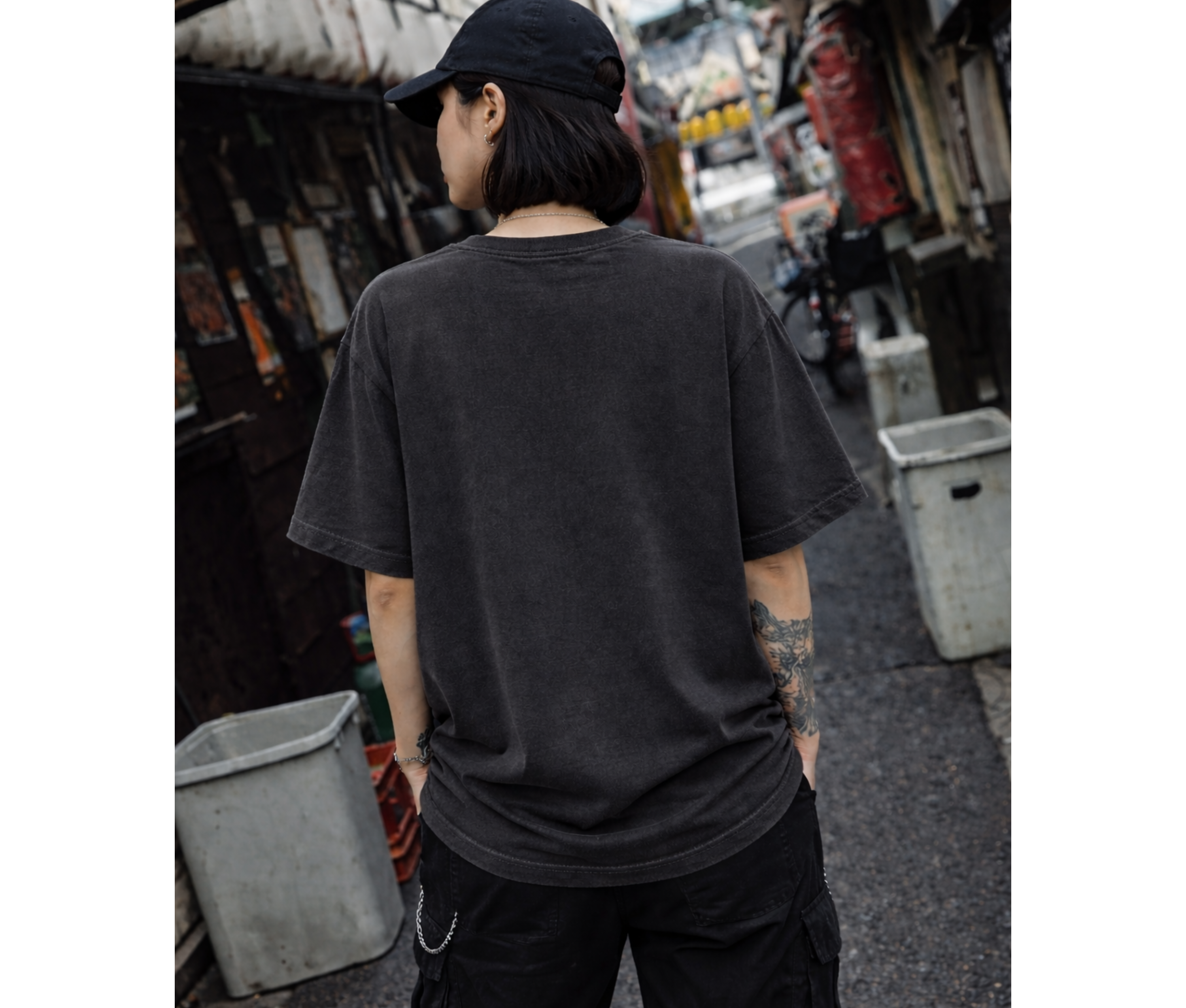 Train Like a Beast – Anime Gym Streetwear Oversized T-Shirt